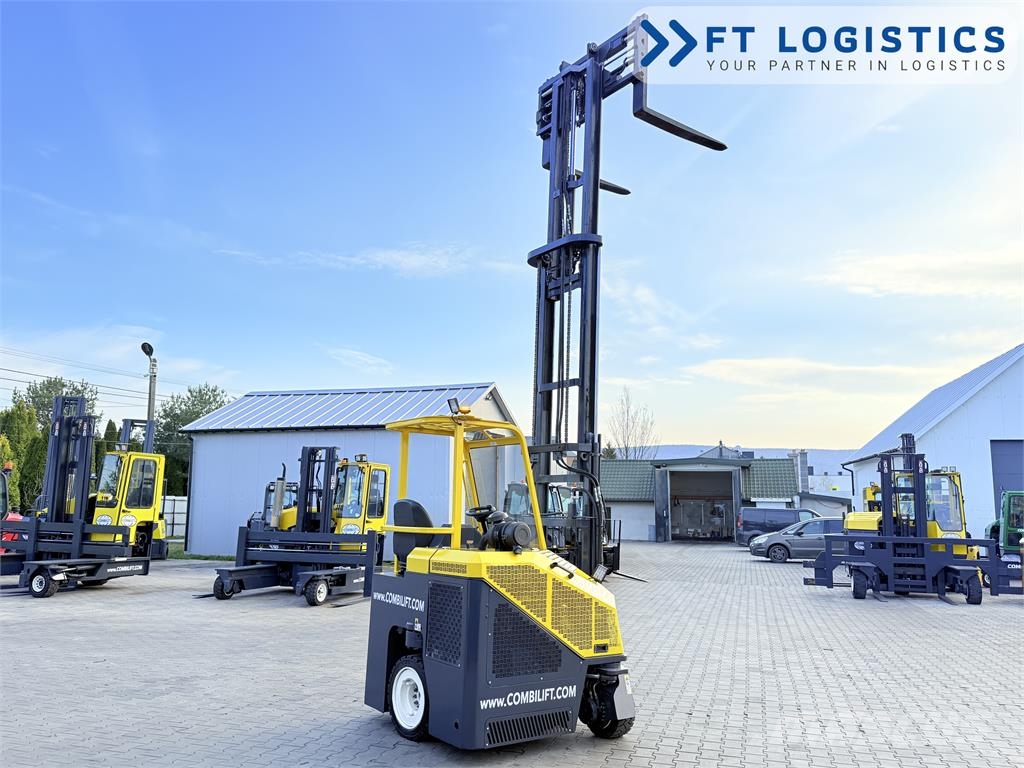 Combilift CB3000 | GAS | TRIPLEX 4900 | FREE-LIFT | FORK-POS 4-vägstruck