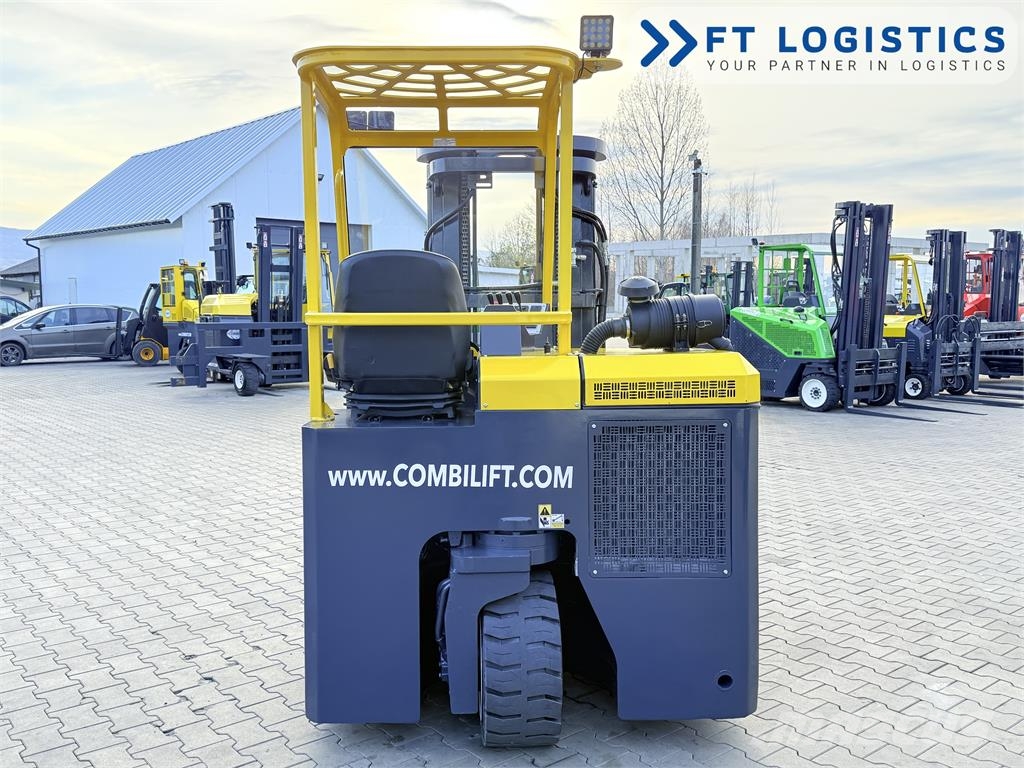 Combilift CB3000 | GAS | TRIPLEX 4900 | FREE-LIFT | FORK-POS 4-vägstruck