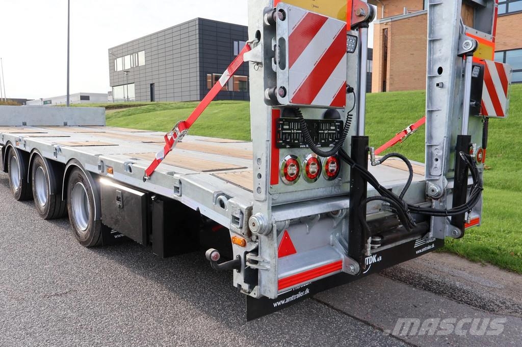 AMT MK300 3 akslet maskinkærre med enkeltramper نصف مقطورات مسطحة / مفصلية الجوانب