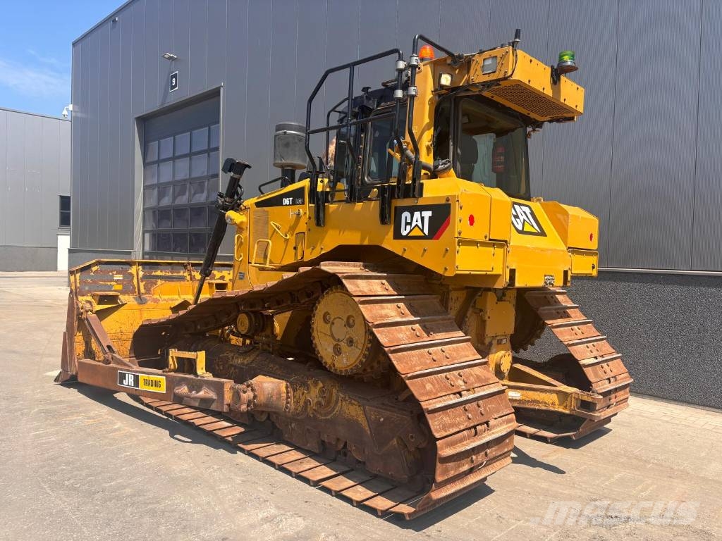 CAT D 6 T LGP Buldožeri gusjeničari