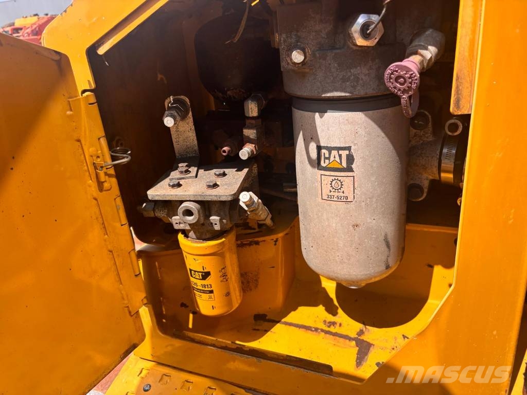 CAT D 6 T LGP Buldožeri gusjeničari