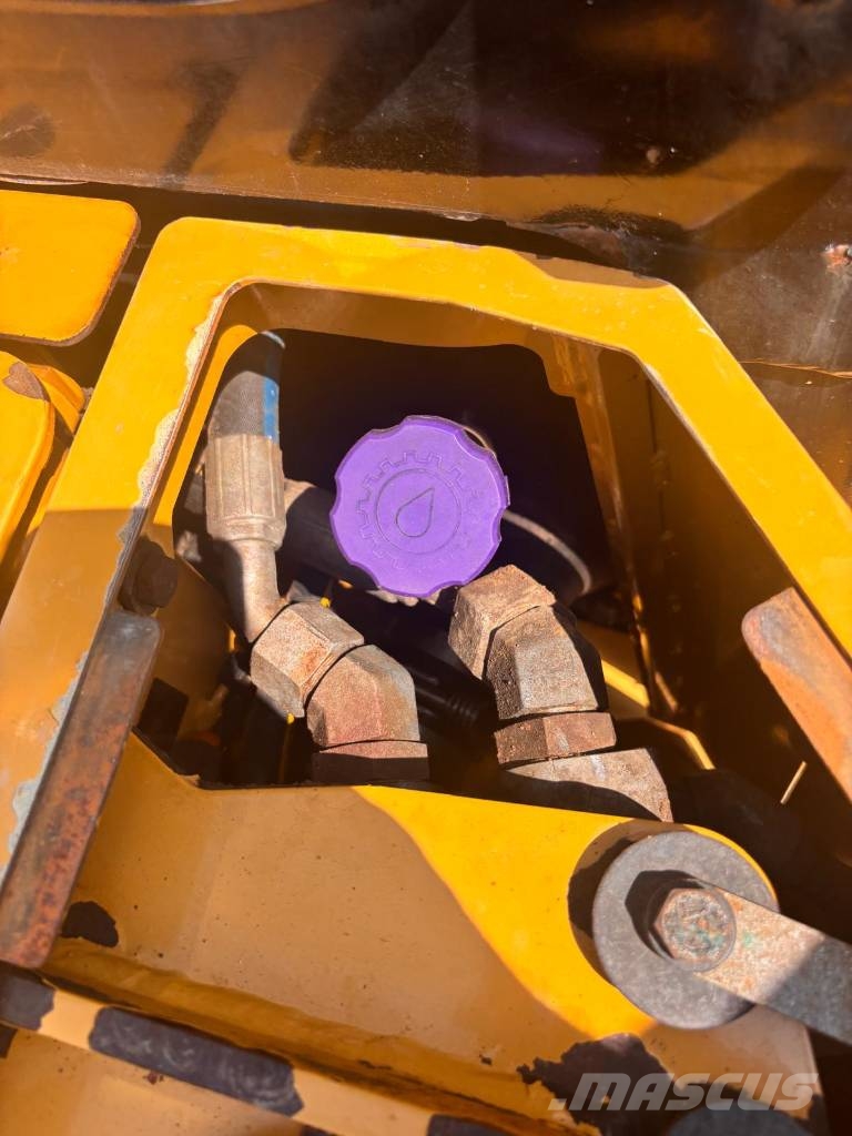CAT D 6 T LGP Buldožeri gusjeničari