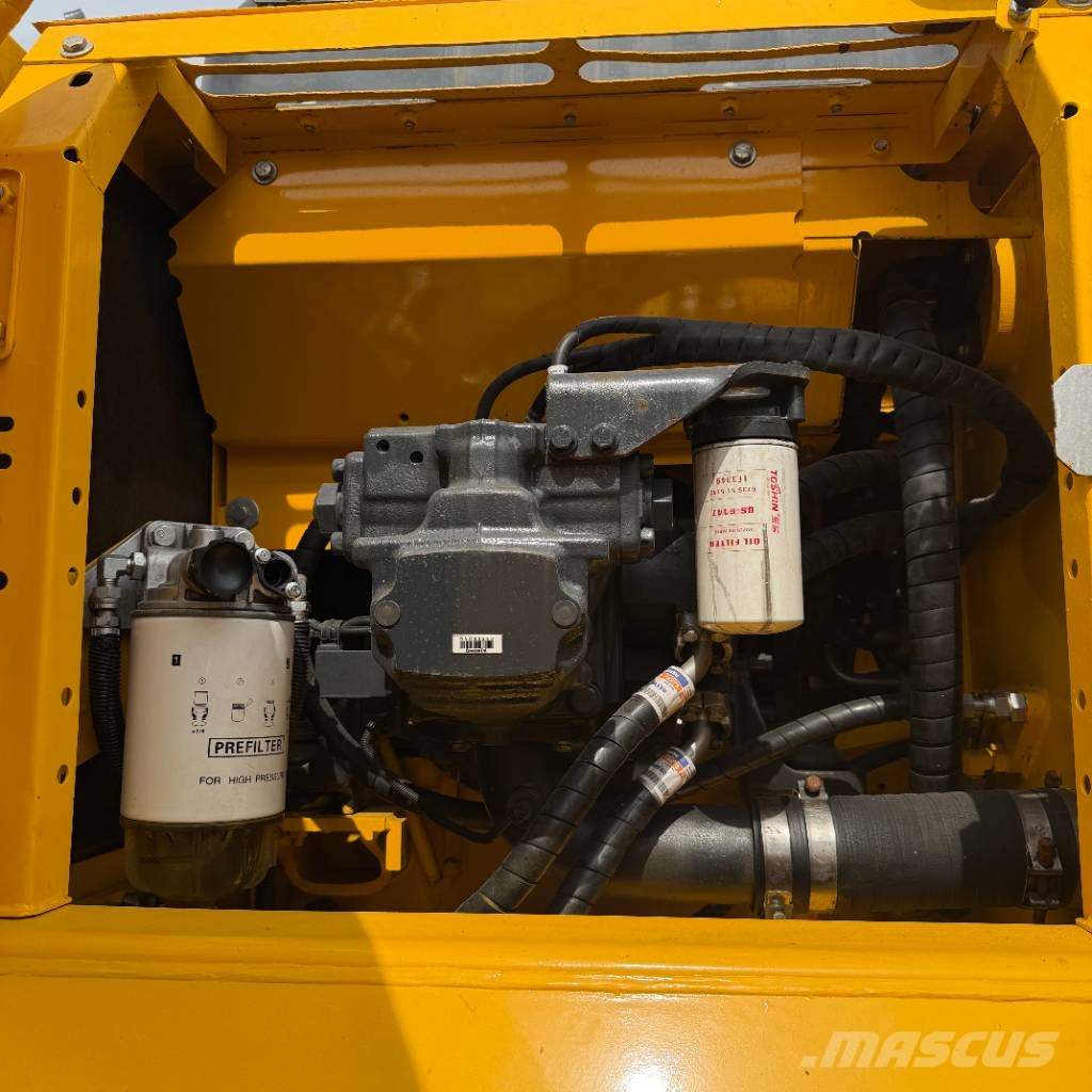 Komatsu PC 240 履带挖掘机