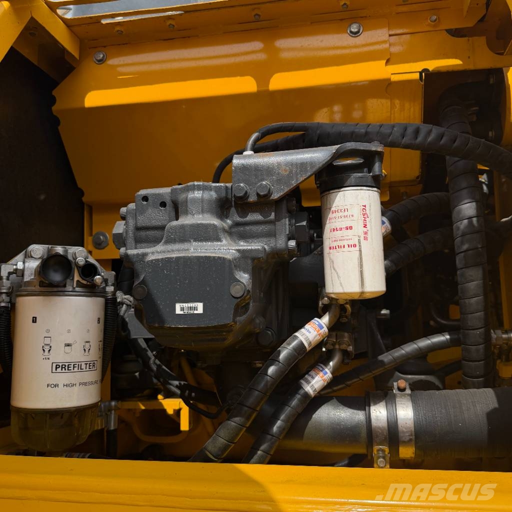 Komatsu PC 240 履带挖掘机
