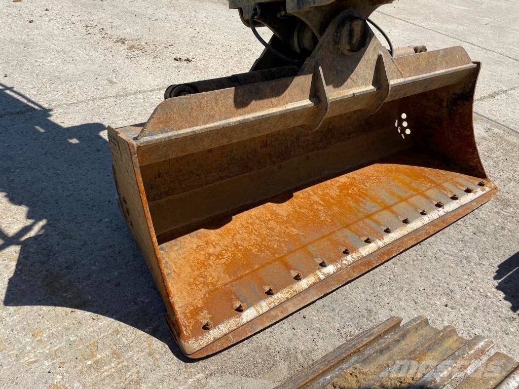 Komatsu PC210LC-11E0 + système de guidage 3D Leica Εκσκαφείς με ερπύστριες