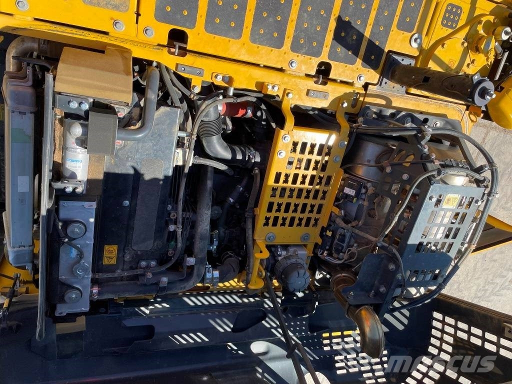 Komatsu PC210LC-11E0 + système de guidage 3D Leica Εκσκαφείς με ερπύστριες
