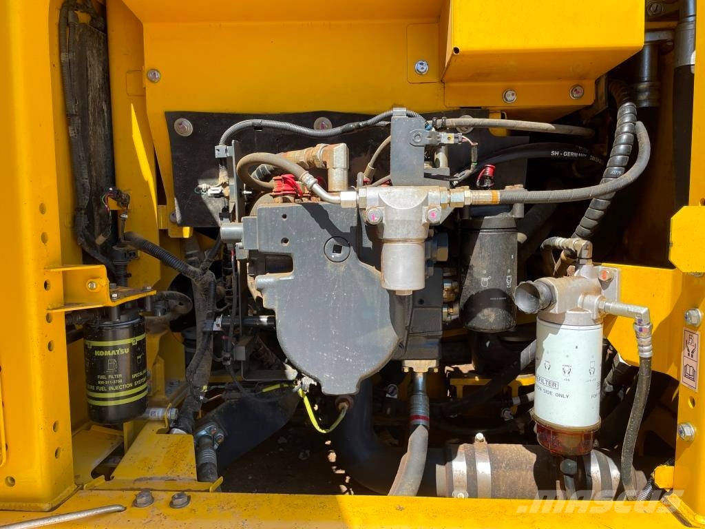 Komatsu PC210LC-11E0 + système de guidage 3D Leica Εκσκαφείς με ερπύστριες
