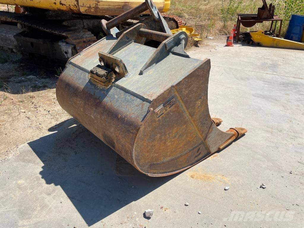 Komatsu PC210LC-11E0 + système de guidage 3D Leica Εκσκαφείς με ερπύστριες