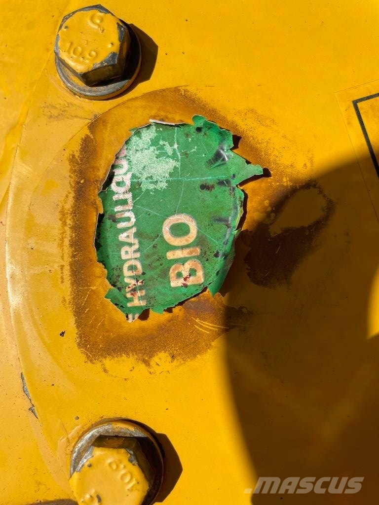 Komatsu PC210LC-11E0 + système de guidage 3D Leica Εκσκαφείς με ερπύστριες
