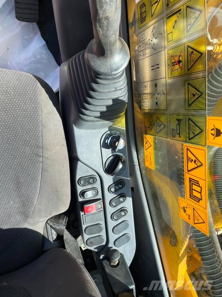 Komatsu PC210LC-11E0 + système de guidage 3D Leica Εκσκαφείς με ερπύστριες