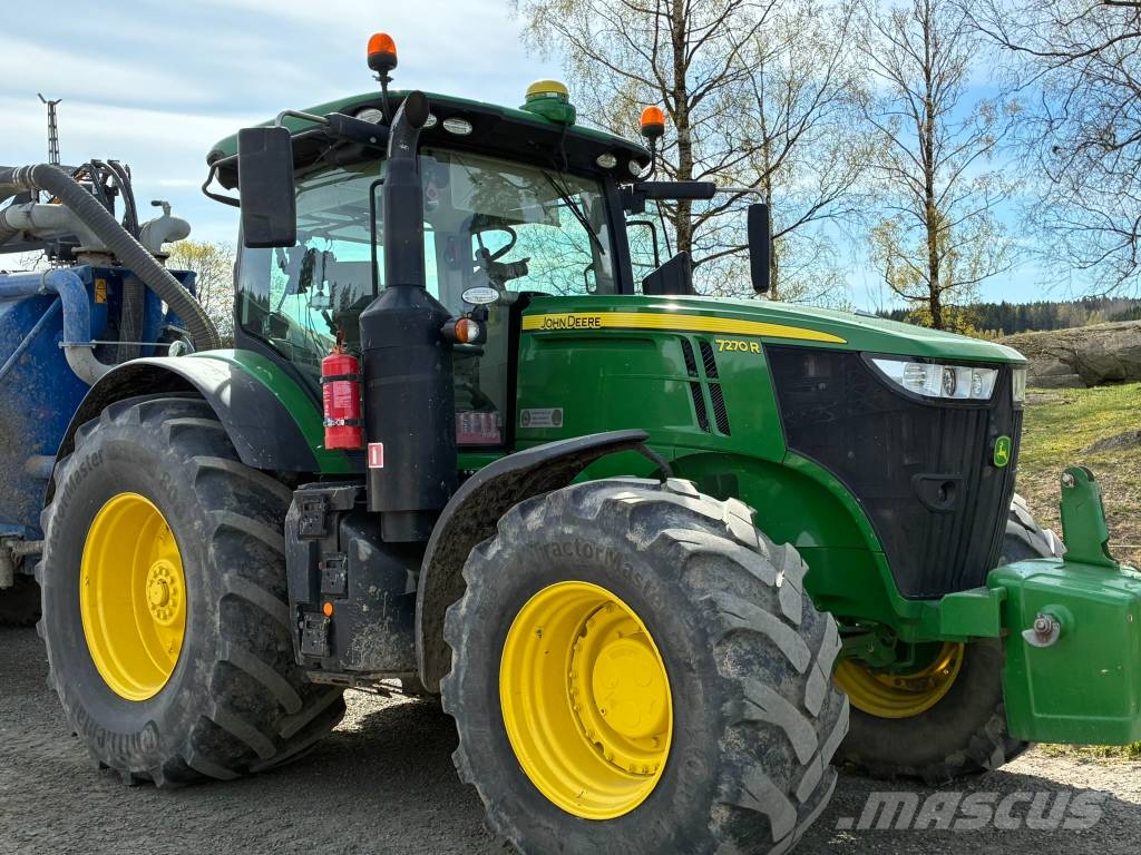 John Deere 7270 R Traktori