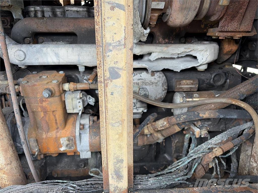 Challenger Terragator TG8133 معدات توزيع السماد العضوي