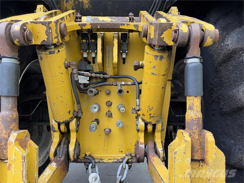 Challenger Terragator TG8133 معدات توزيع السماد العضوي