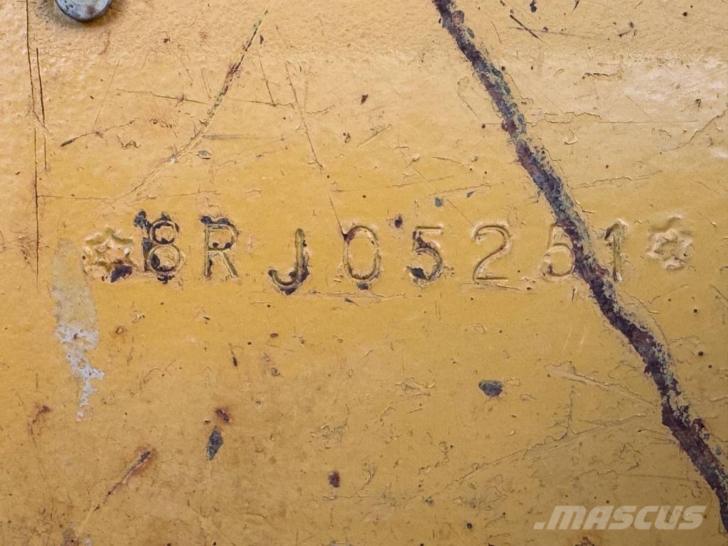 CAT D 5 H XL Buldožerji goseničarji