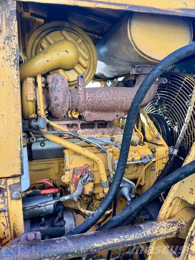 CAT D 5 H XL Buldožerji goseničarji