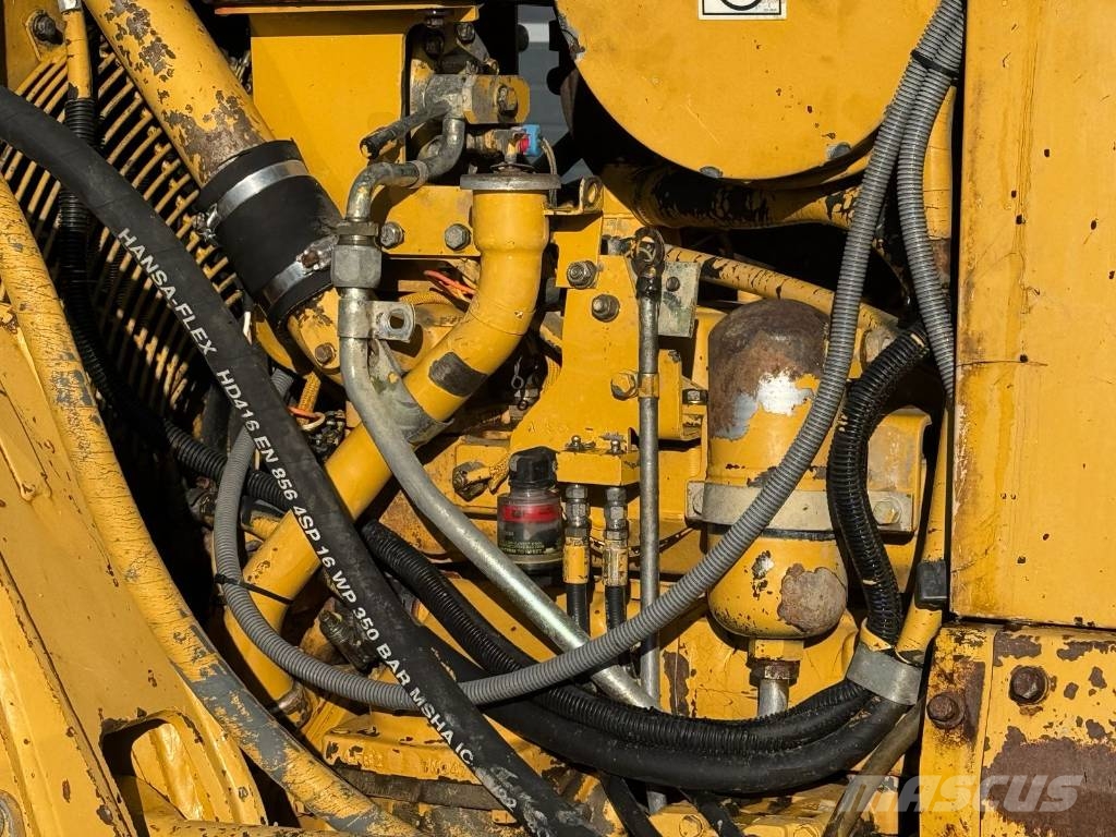 CAT D 5 H XL Buldožerji goseničarji