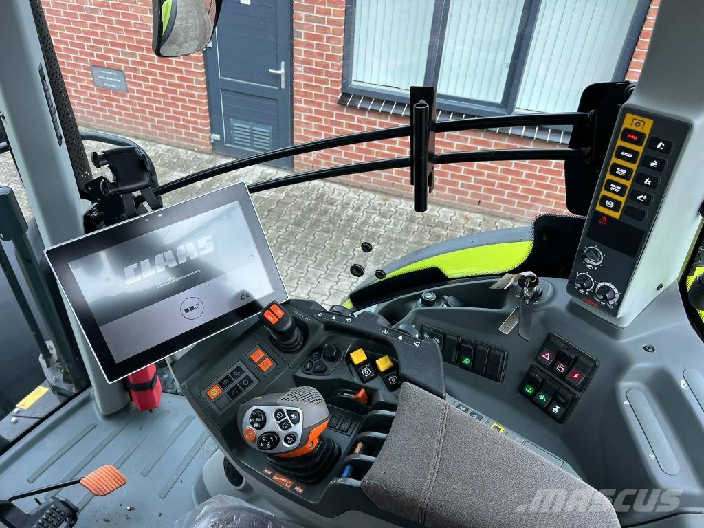 CLAAS Arion 660 Traktory