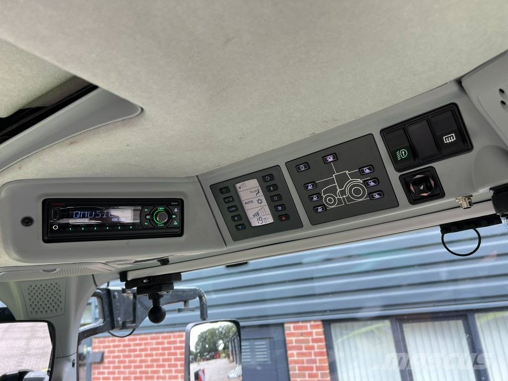 CLAAS Arion 660 Traktory
