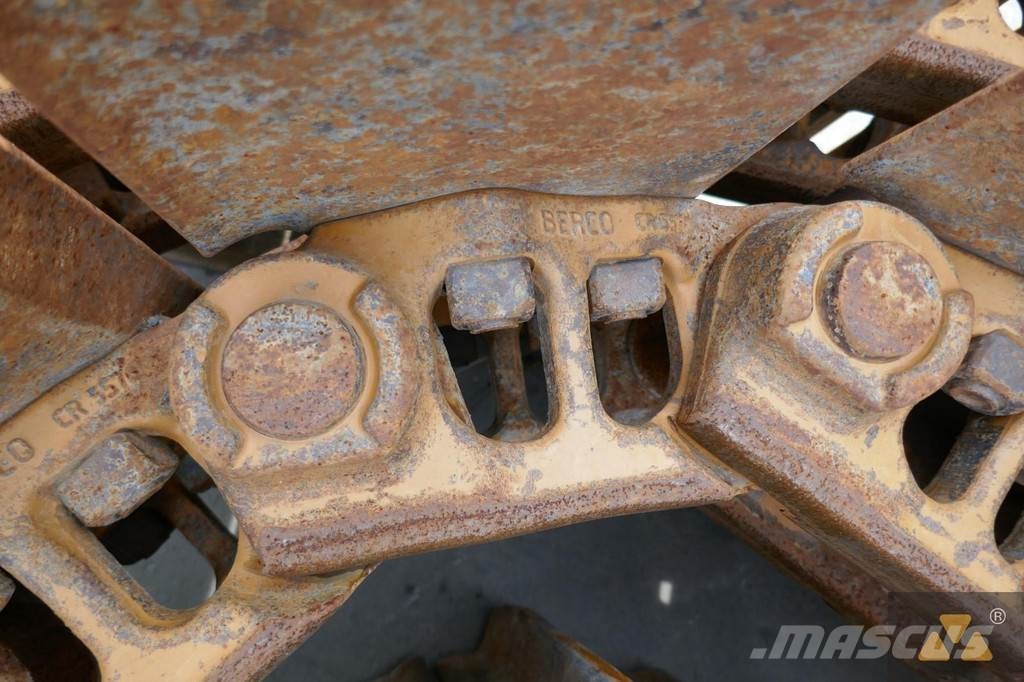 CAT D7R Trackgroup Banden, wielen en velgen