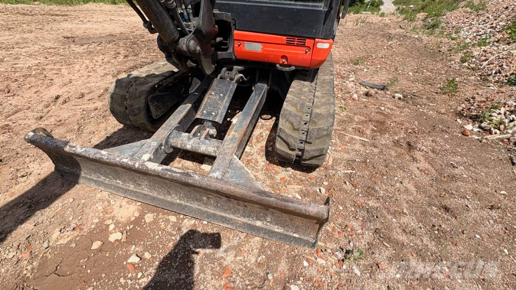 Kubota KX 030-4 حفارات صغيرة أقل من 7 طن (حفارات صغيرة)