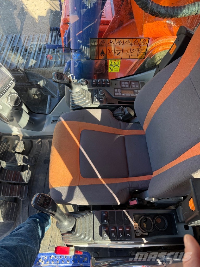 Doosan DX 300 LC-5 Bagri goseničarji