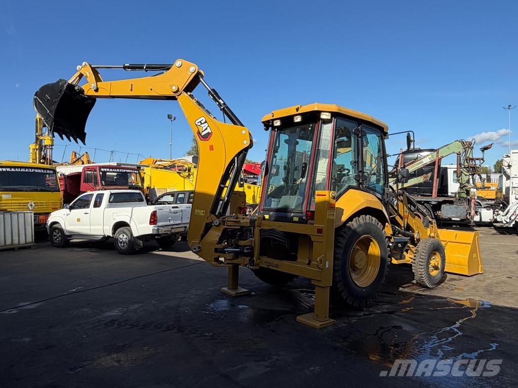 CAT 424 Backhoe Loader - Rock Bucket With Teeth - Side Graaf-laadcombinaties