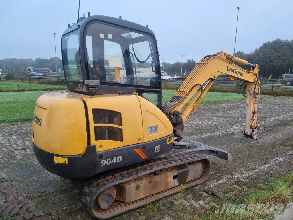 LiuGong 904D Minigraafmachines < 7t