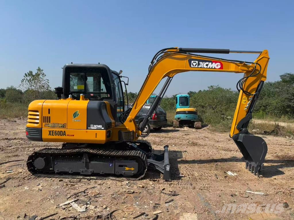 XCMG XE 60 DA 小型挖掘机