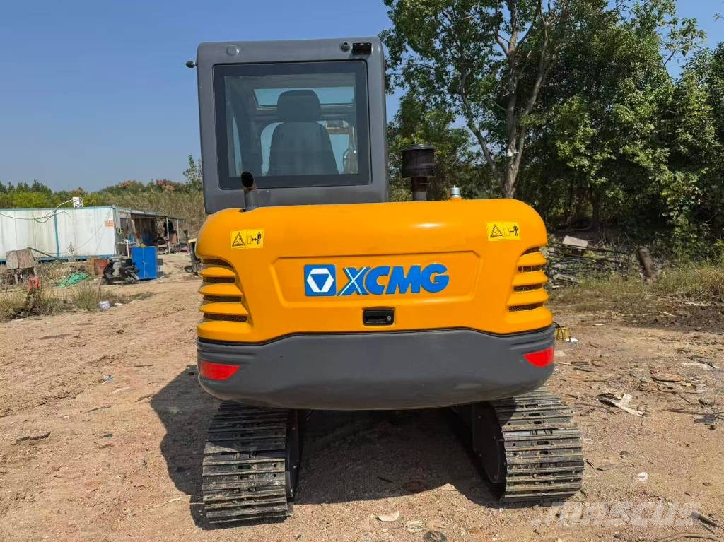 XCMG XE 60 DA 小型挖掘机