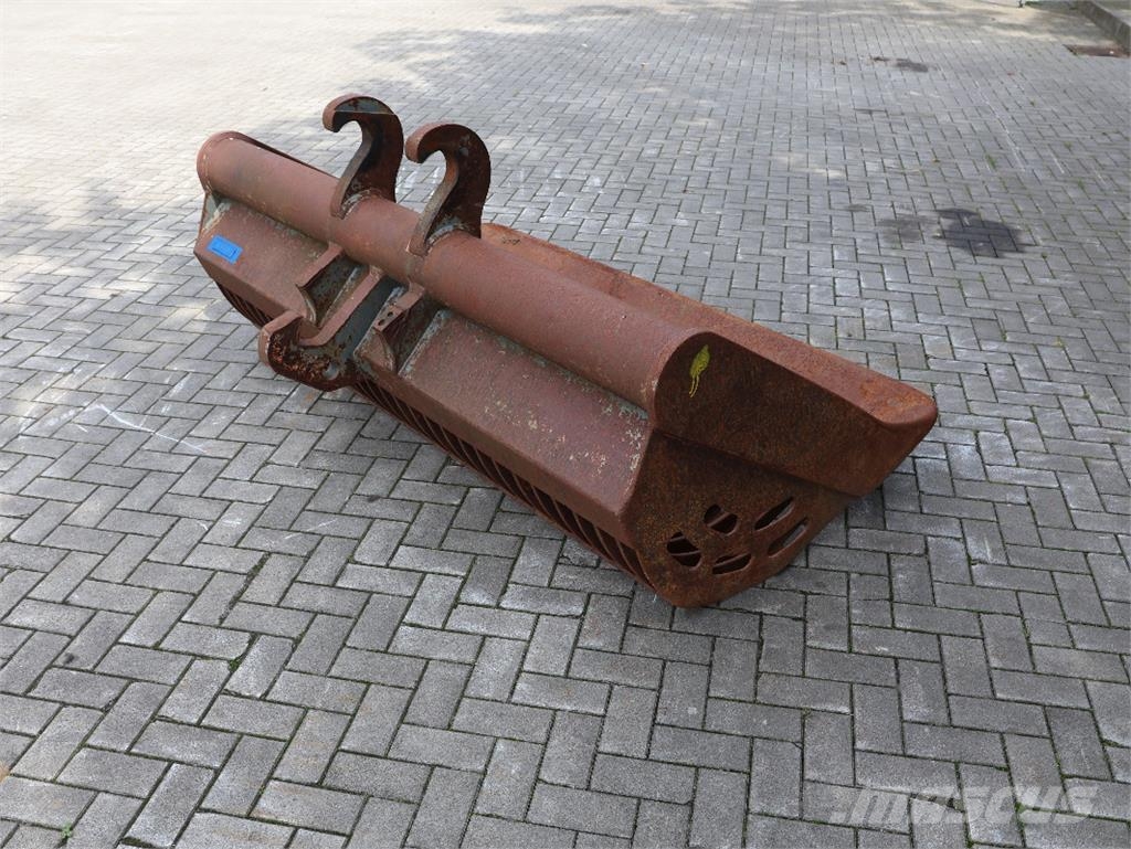 STEINGABEL 2000 MM BREIT Łyżki do koparek