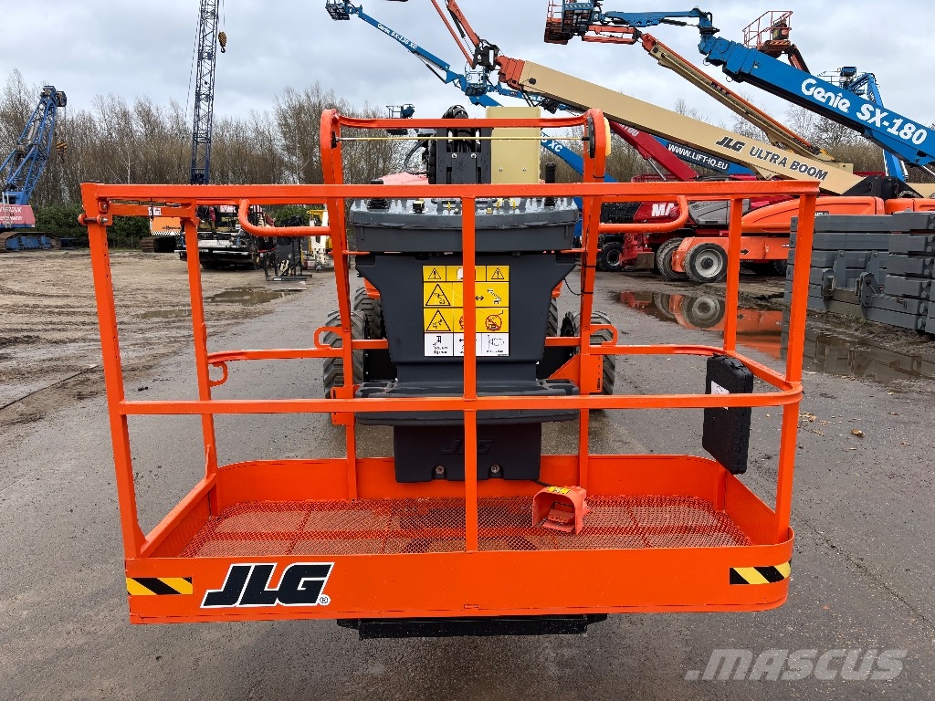 JLG EC 450 AJ Strēles pacēlāji