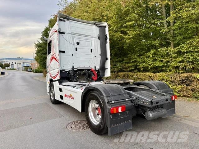 Mercedes-Benz Actros 5 / 1851 StreamSpace/Kipphydraulik/Standkli Trekkvogner