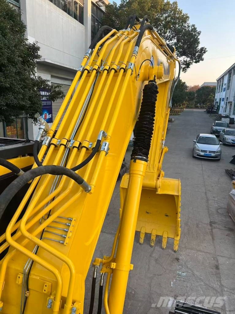 Komatsu PC 360-7 حفارات زحافة