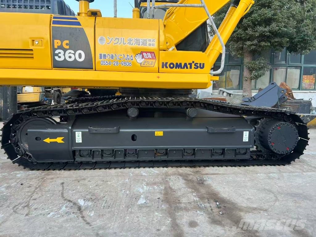 Komatsu PC 360-7 حفارات زحافة