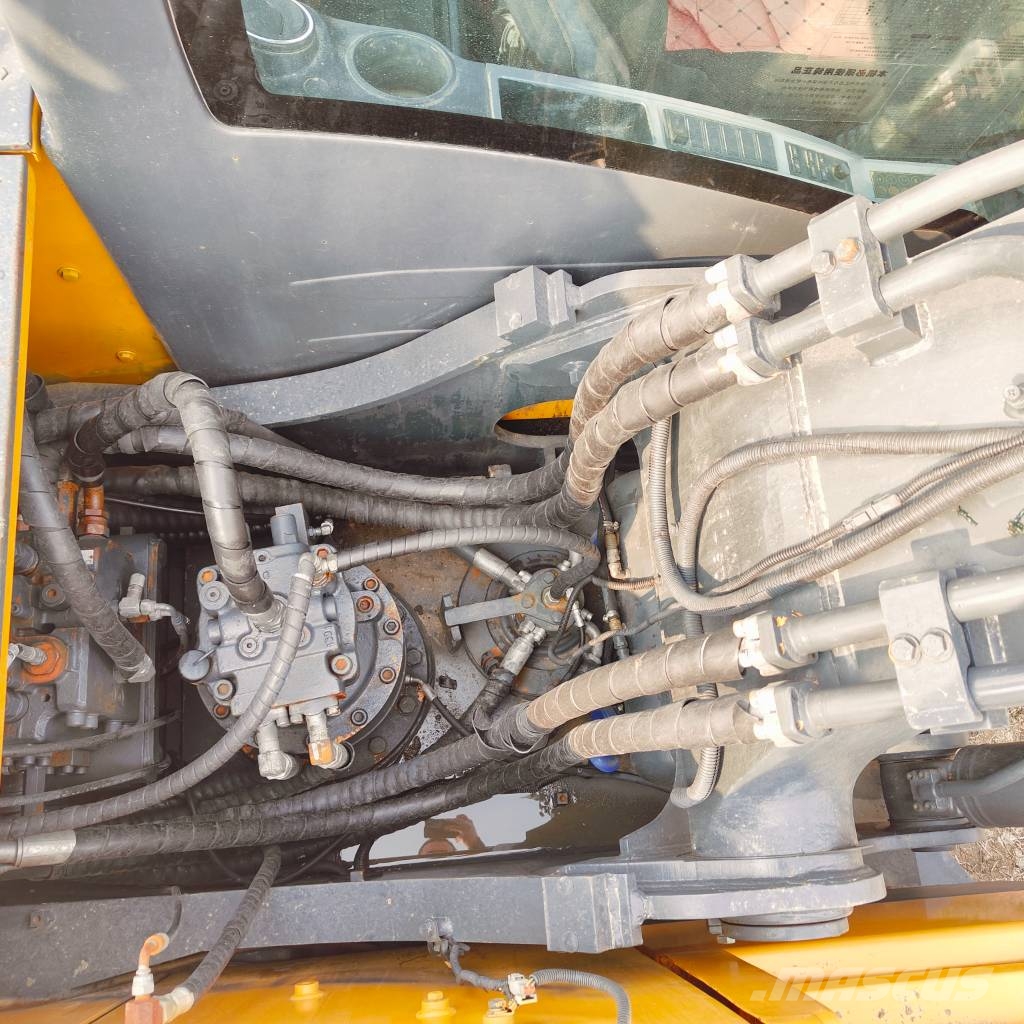 Hyundai R220LC-9S Bageri guseničari