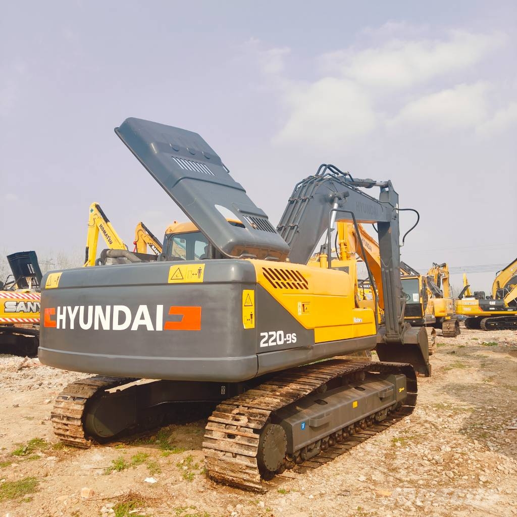 Hyundai R220LC-9S Bageri guseničari