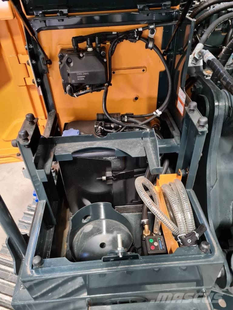 Hyundai HX140AL Excavadoras sobre orugas