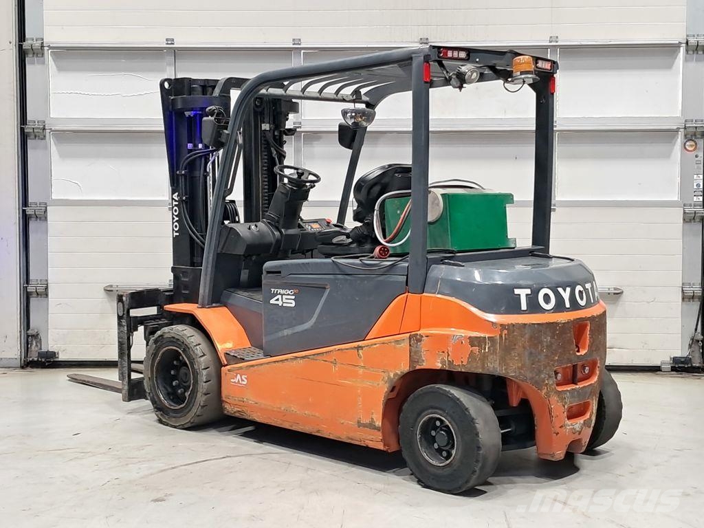 Toyota 8FBMT45 Električni viličarji