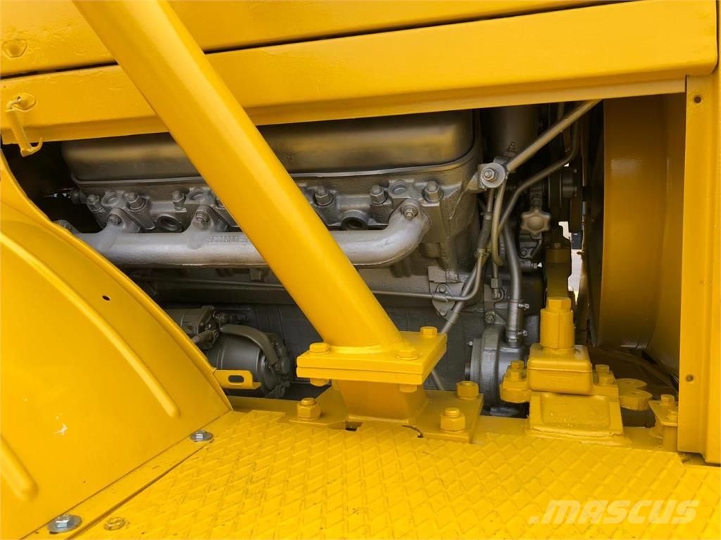 Kirovets K700A V8 Traktorit
