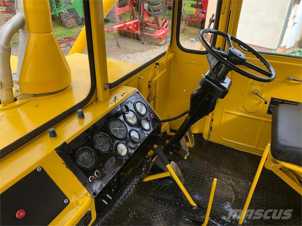 Kirovets K700A V8 Traktory