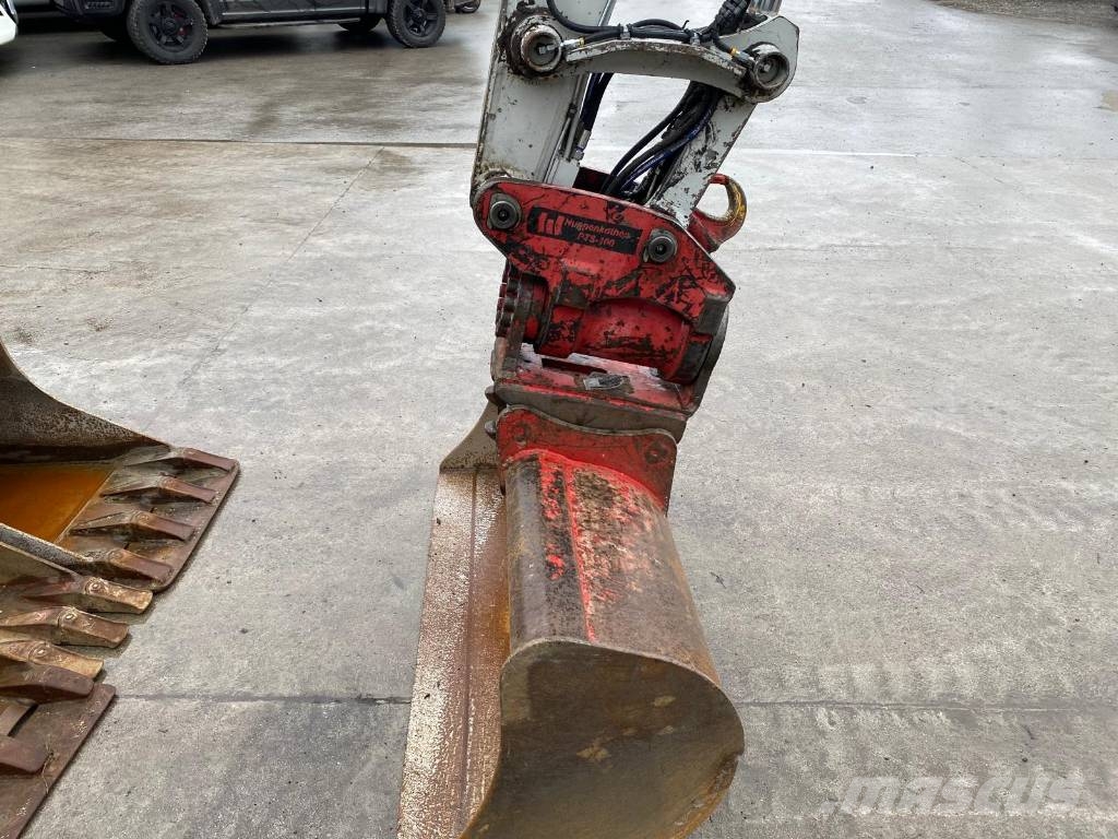 Takeuchi TB295W 4 ŽLICE POWERTILIT Excavadoras de ruedas