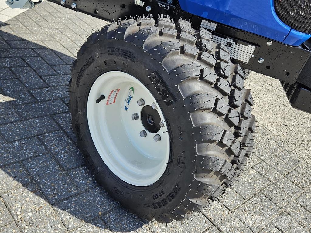 New Holland BOOMER 25 Boomer 25 Kompaktni (mali) traktori