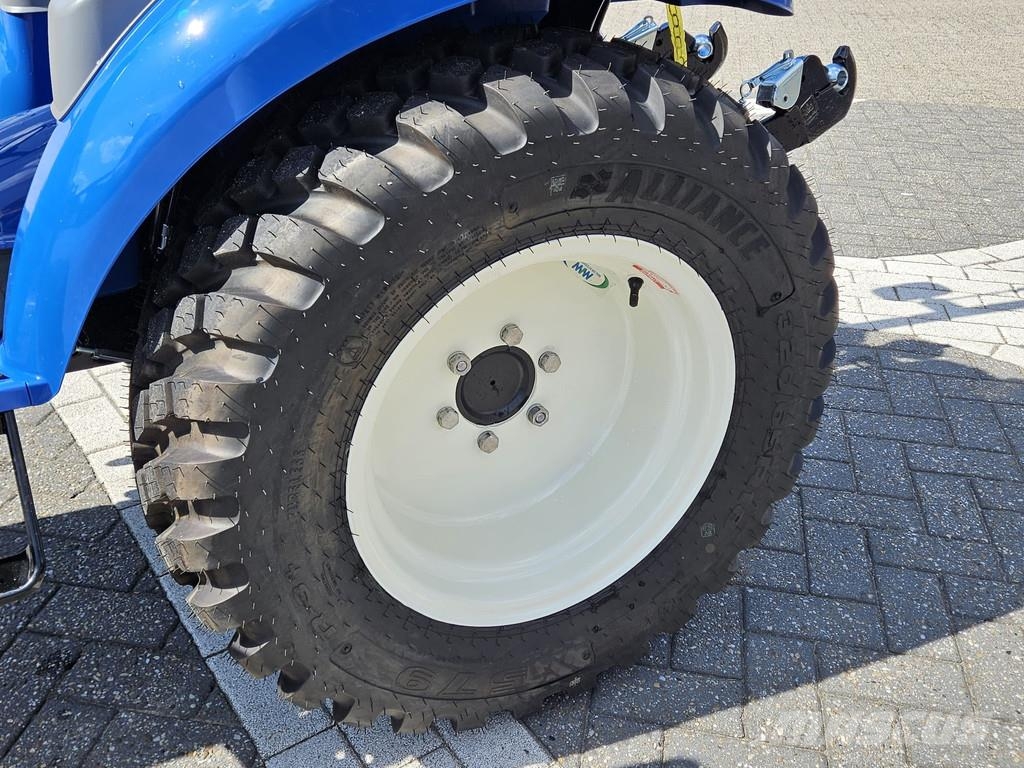New Holland BOOMER 25 Boomer 25 Kompaktni (mali) traktori