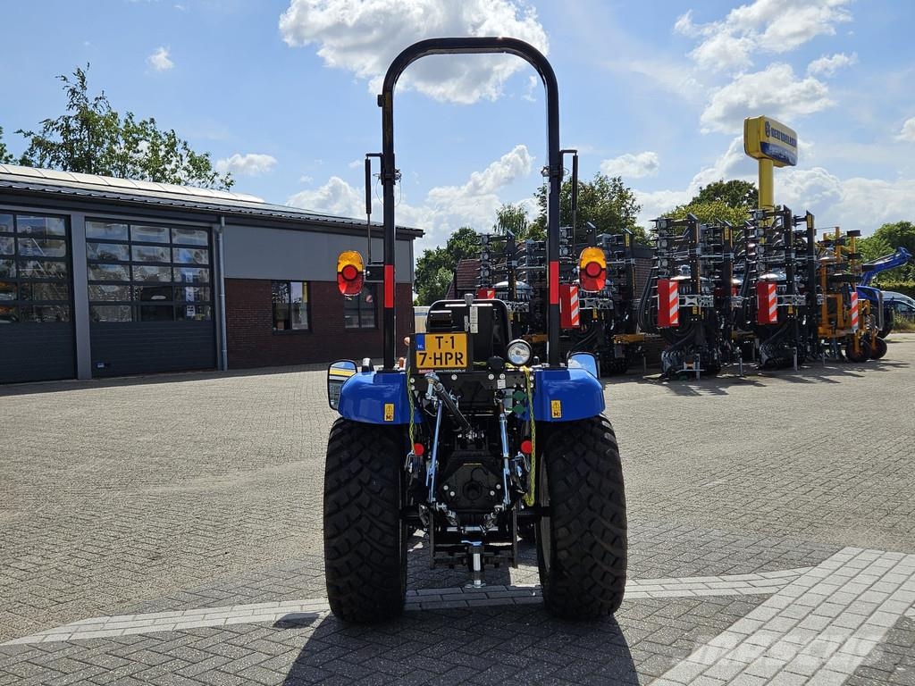 New Holland BOOMER 25 Boomer 25 Kompaktni (mali) traktori