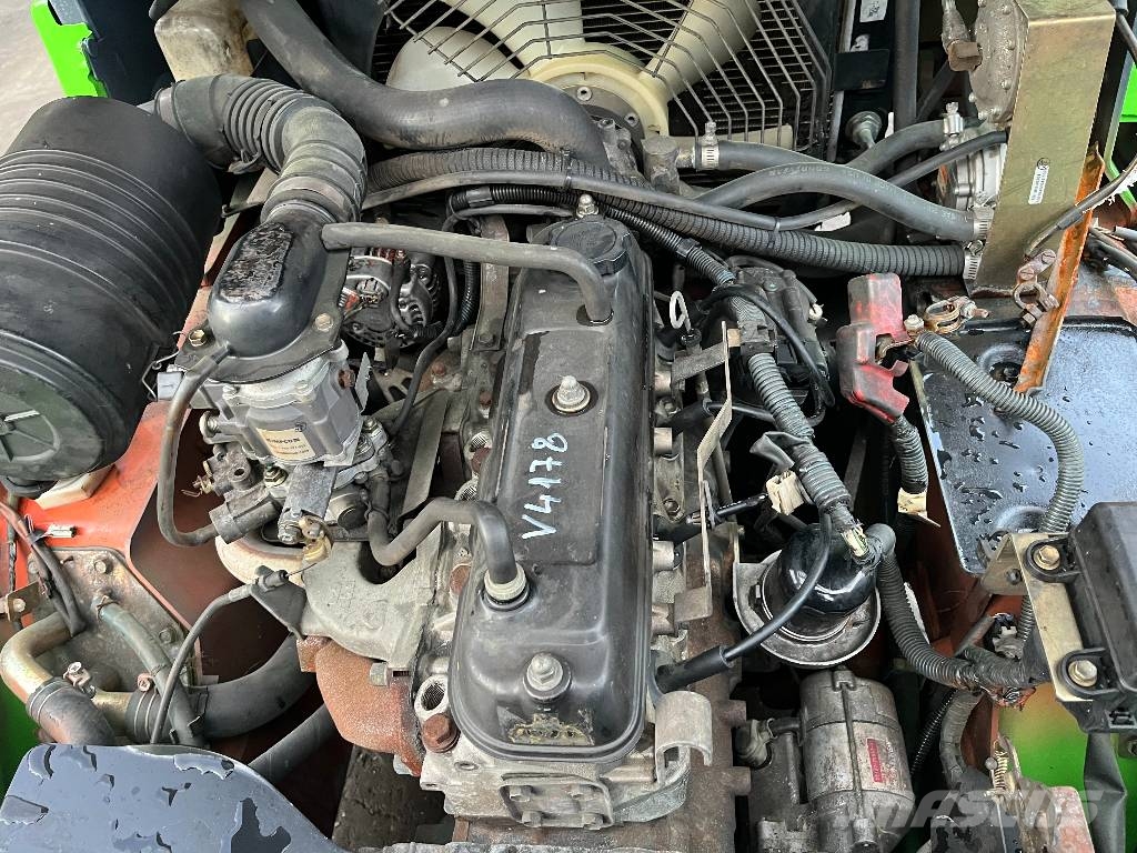 Toyota 7FGF25 /40/ V-4178 IO Gas Stapler