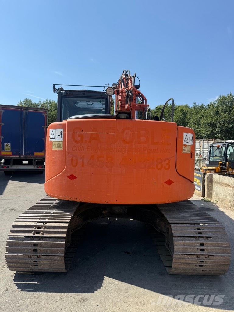 Hitachi ZX 135 US-3 Koparki gąsienicowe