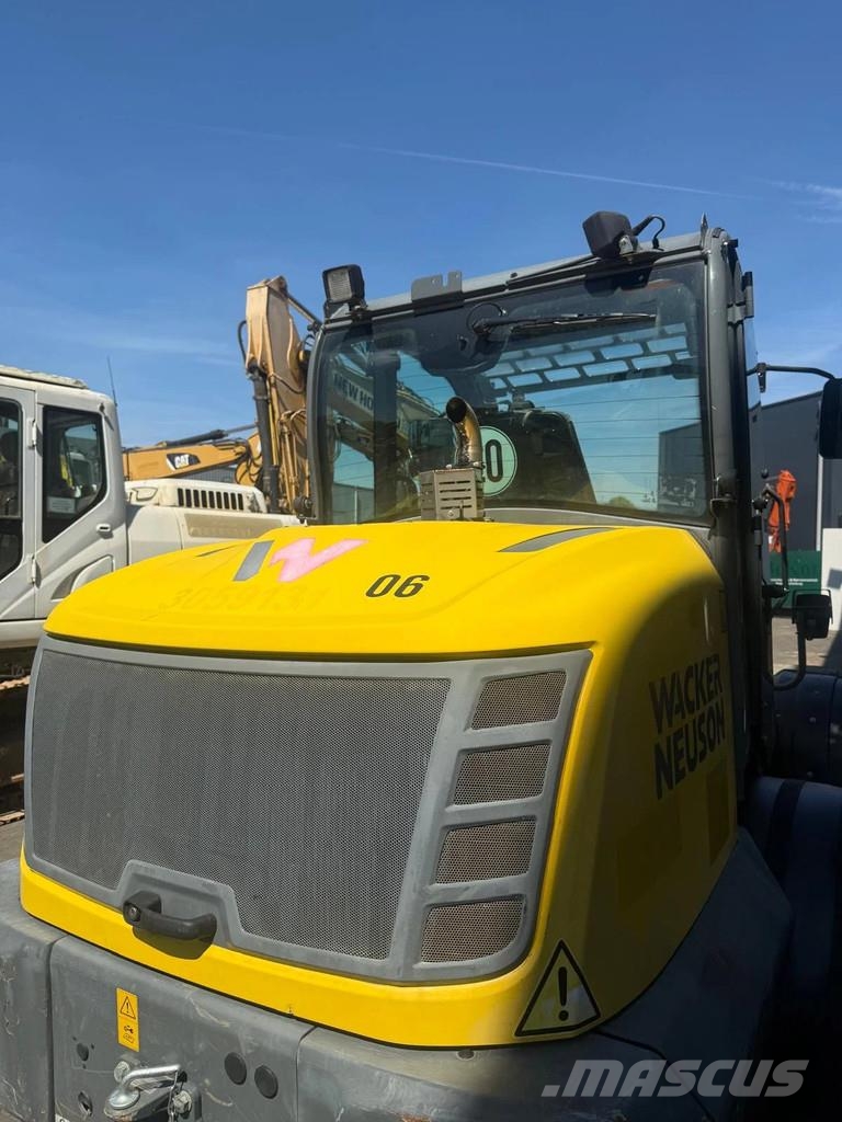 Wacker Neuson WL60 لوادر بعجل