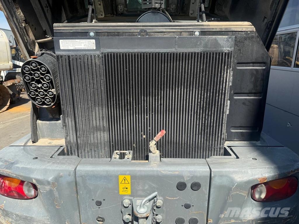 Wacker Neuson WL60 لوادر بعجل