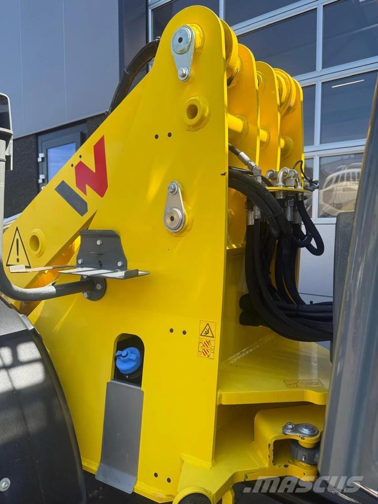 Wacker Neuson WL60 لوادر بعجل