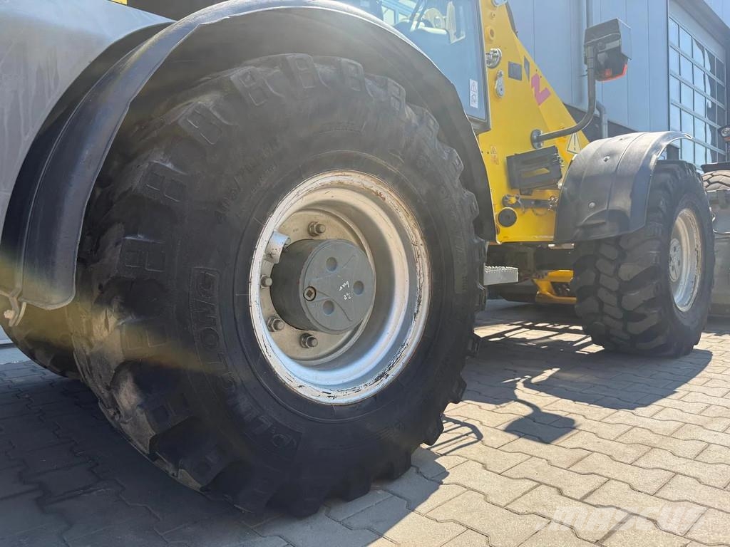 Wacker Neuson WL60 لوادر بعجل